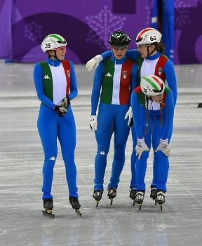 Short Track debuts. Italian relay in final with records